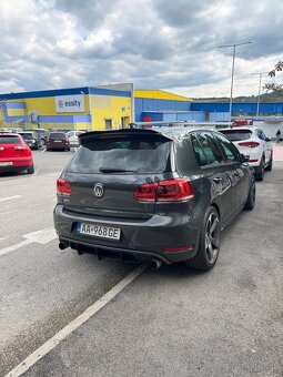 Volkswagen Golf 6 GTI DSG - 4
