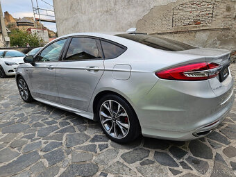 Ford Mondeo 2.0 Hybrid benzin ST Line - 4