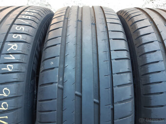 225/55 R19 -letné Michelin - 4