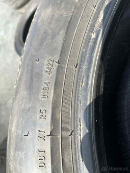 Predám 225/60 r18 zimné - 4
