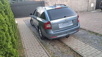 Škoda OCTAVIA Combi 2.0 TDI - 4
