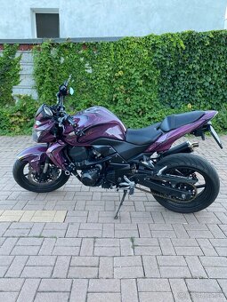 Kawasaki Z750 - 4