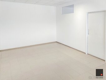 KOMFORTNÁ KANCELÁRIA V CENTRE MESTA PRIEVIDZA - 4