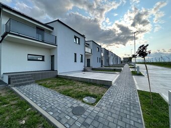 NOVOSTAVBA RODINNÉHO DOMU V SPIŠSKEJ SOBOTE - 4