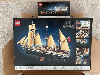 LEGO® Icons 10335 Loď Endurance + 40729 Shackleton’s Lifeboa - 4
