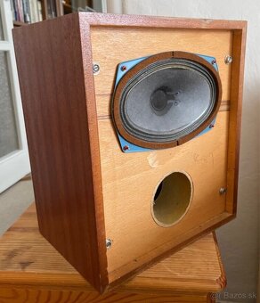 RETRO Reproduktor TESLA - 4