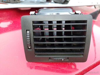 Predám mriežky ventilácie na škoda Fabia 1 - 4