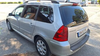 PEUGEOT 307 SW 1.6 HDI - 4