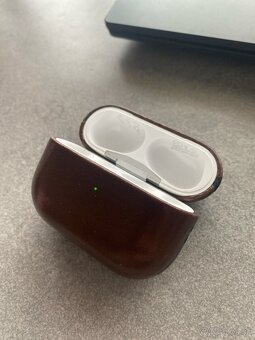 Náhradny Charging Case Apple Airpods Pro - 4