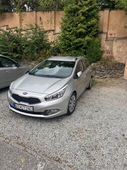 Predam kia ceed 1.6 crdi - 4