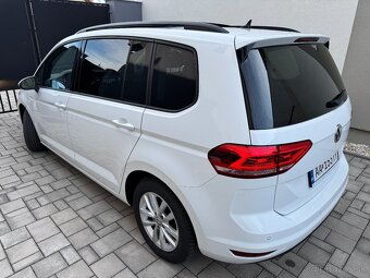 VOLKSWAGEN TOURAN,COMFORTLINE,2,0TDI,MANUÁL,5-MIESTNY,3/2018 - 4