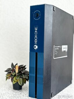 Predám Xbox One Forza edition - 4