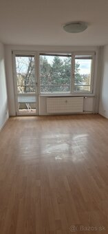 Prenájom 2 izb bytu Lamac Heyrovskeho - 4