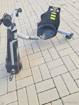 Elektricka trojkolka razor 360 - 4