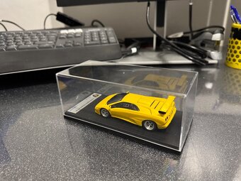 Lamborghini Diablo VT-R - 1:43 - LookSmart - 4