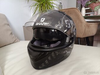 Predám prilbu SHARK - 4
