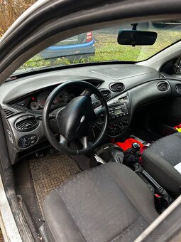 Predám Ford focus mk1 - 4