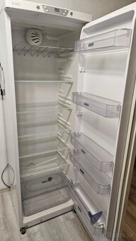 Chladnička Whirlpool 177 cm - 4