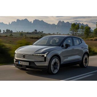 Nosič Thule WingBar Edge Evo na Volvo EX-30 a Audi Q3 S - 4