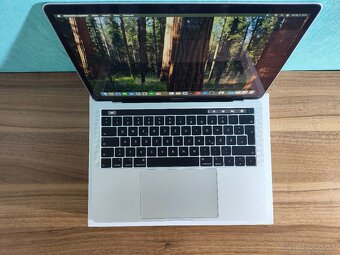 Apple MacBook Pro 13" Touch Bar | i5 • 8GB RAM • 512GB SSD - 4