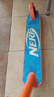 Kolobezka freestyle NERF - 4