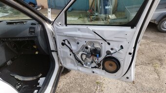 Škoda Yeti rozpredám - 4
