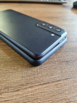 Samsung Galaxy S21 FE OneUI 7 / Android 15 - 4