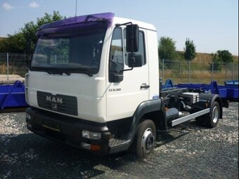 Man 12.220 hákový nosič kontejnerů - 4