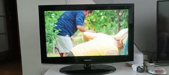 LCD TV Samsung - 4