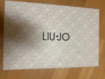 Nove liu jo slapky - 4