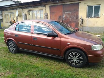 Opel Astra 1/4 - 4