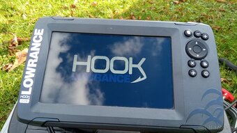 Čln, sonar,motor a príslušenstvo - 4