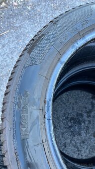 Zimné 215/55 r17 - 4
