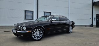 2005 Jaguar XJ8 L 4.2 V8 - 4