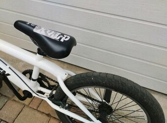 Štýlová BMX BIG SHAGGY s rotátorom – pripravená na triky - 4