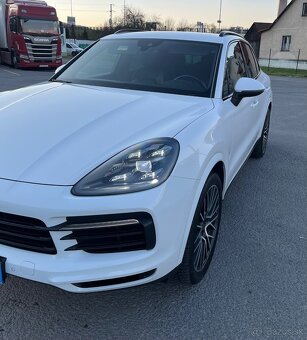 Porsche Cayenne III - 3.0 V6 - 250 kW - 4