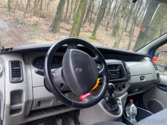 Renault trafic - 4