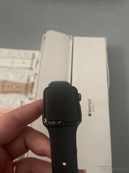 Apple watch Series 3 38 mm - 4