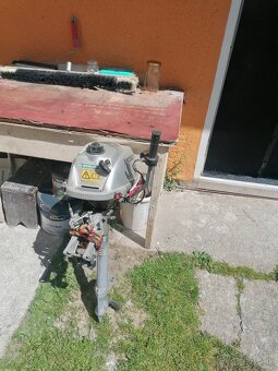 Motor na čln 2.3 honda - 4
