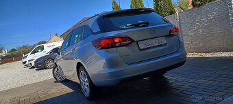 Opel Astra Sport Tourer 1.5 CDTI Ultimate Možný Leasing - 4