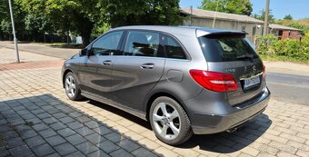 Mercedes-Benz B 180 - 4