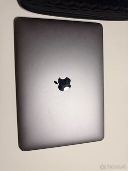 Apple MacBook 12” 2017 - 4