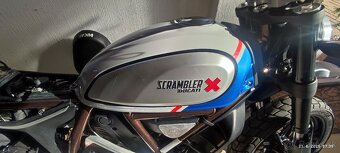 DUCATI SCRAMBLER 800 - 4