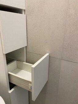 Uzka skrinka na WC/do kupelne - 4