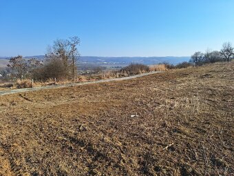 Pozemok Kalnište - 4