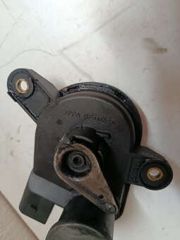 rj skrtiacej klapky PPA GF M65 mercedes W211 30€ - 4