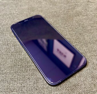 iPhone 12 - Black 64GB - 4