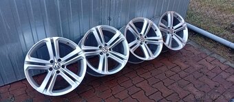 Predám R-line disky Mallory R19 9j et33 - 4