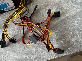 Pc zdroj ATX 550W 80+ - 4