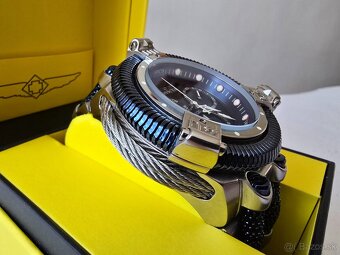 Invicta Python - 4